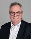 2023-24年度国際ロータリー会長 ゴードン R. マッキナリー（スコットランド、ウェストロージアン）